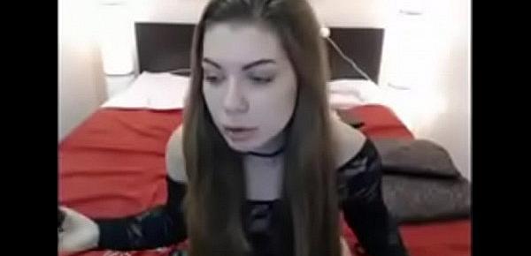  sexy teen long haired give hairjob and brush her hair